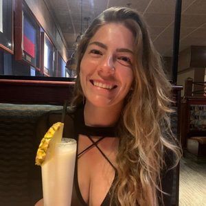 Meet your Posher, Isadora